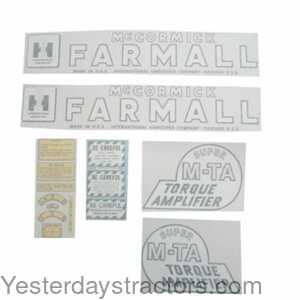 Farmall Super M International Decal Set 100940