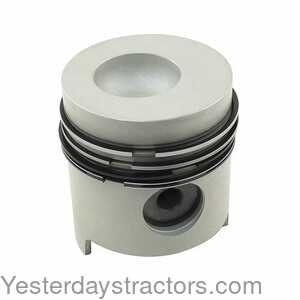 Ford 7200 Piston and Rings - Standard 167066