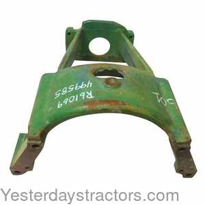 John Deere 4640 Hydraulic Pump Support 499585