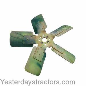 John Deere 1640 Cooling Fan - 5 Blade 499881
