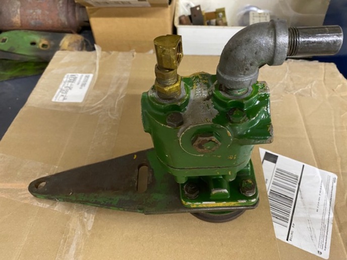 Cessna Power Steering Pump on a 550 Yesterday's Tractors