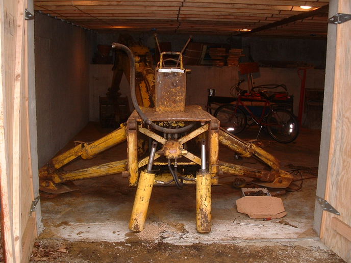 Ford 4500 backhoe removal - Yesterday's Tractors