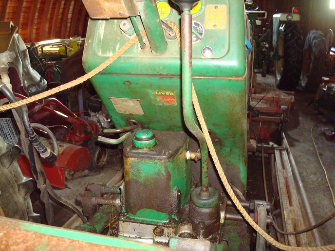 Oliver RC 77 hydraulic unit Yesterday's Tractors