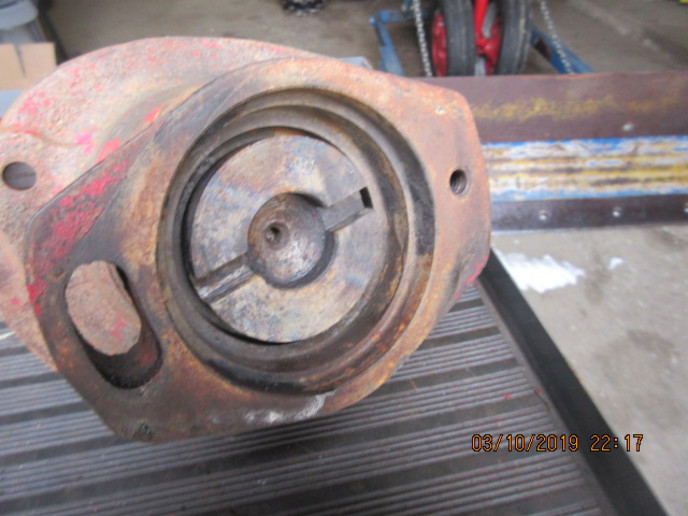 Farmall Super MTA Distributor drive Yesterday's Tractors