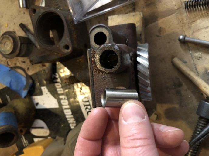 Continental z134 oil pump relief v... Yesterday's Tractors