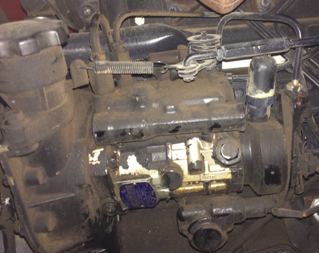 231S Injection pump leak Yesterday's Tractors Forums