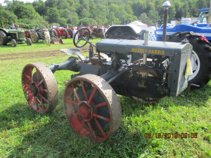 A Few Pictures From Roseboom NY Show. Yesterday's Tractors