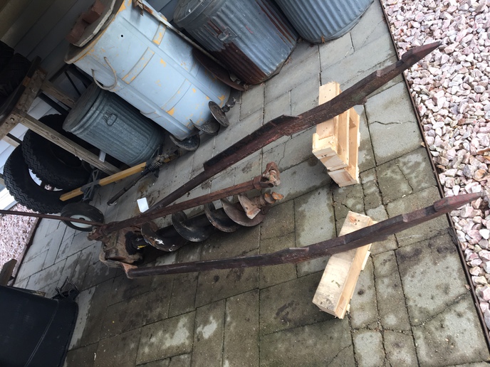 Non 3 point post hole diggers Yesterday s Tractors Forums