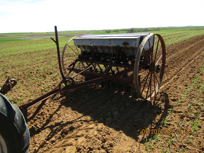 JI case Seed Drill model Yesterday's Tractors