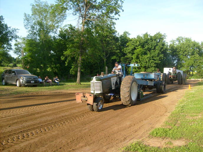 Tractor pulls in virginia hacboutique