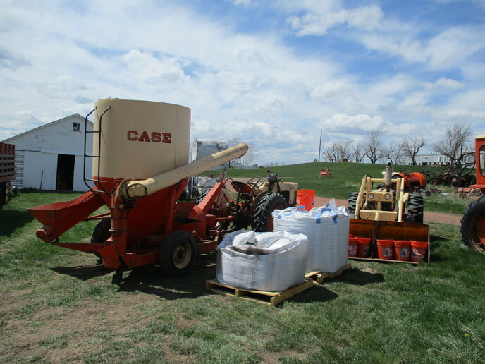 Grain drill single disc vs double disc Yesterday's Tractors Forums