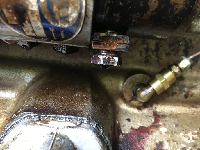 Details about   MASSEY FERGUSON 135 TRACTOR LEAK OFF PIPE #T114 