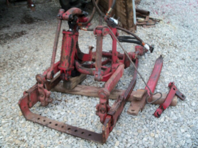 Farmall 300 Row Crop Fast Hitch ?s Yesterday's Tractors
