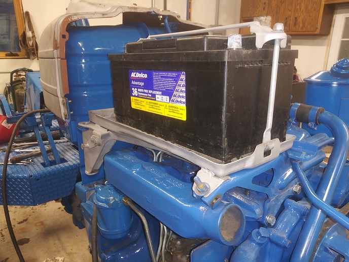 4DLT battery Yesterday's Tractors (691024)