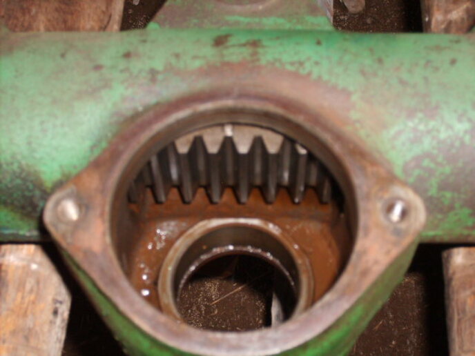 Oliver 1850 steering gear removal Yesterday's Tractors