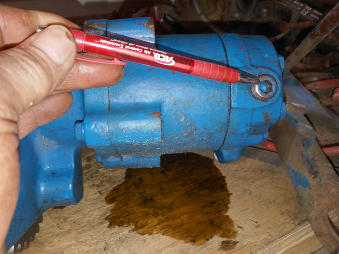 Ford 3000 3 point wont raise Yesterday's Tractors