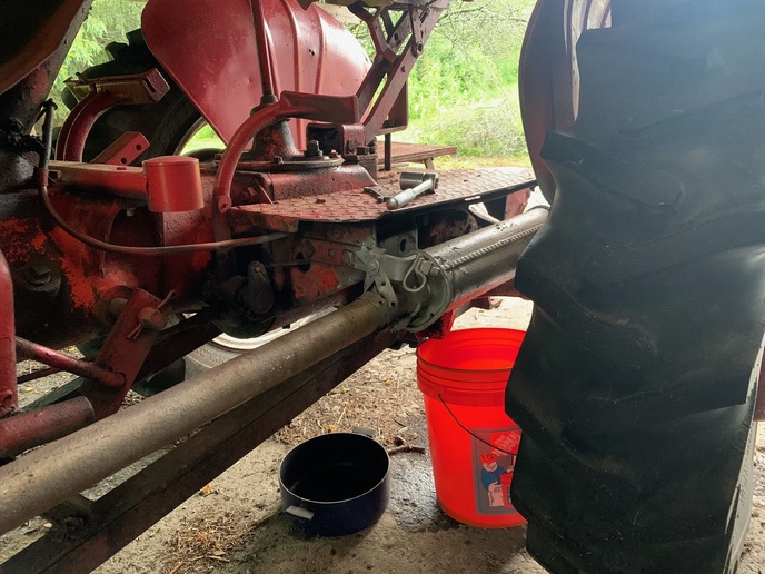 Case VAC Transmission Oil Leak Yesterday's Tractors