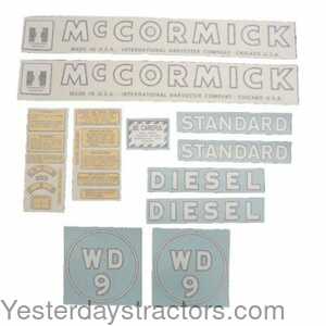 100933 International McCormick Decal Set 100933