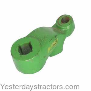 John Deere 2350 Steering Arm - Right Hand 104931