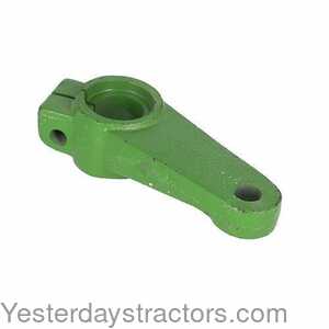 John Deere 840 Steering Arm - Left Hand 104956