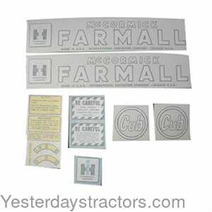 109981 Farmall Cub Decal Set 109981