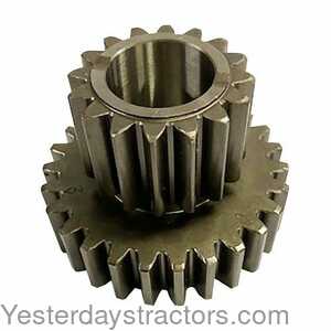 John Deere 4955 Pinion - First and Second Planet 115253