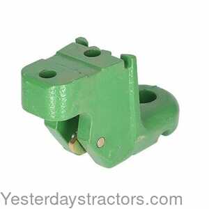 John Deere 8300 Drawbar Hammerstrap 117584