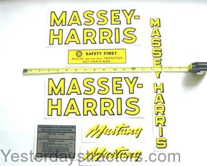 Massey Harris Mustang Decal Set R1356