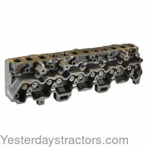 John Deere 8970 Cylinder Head-With Valves 210090