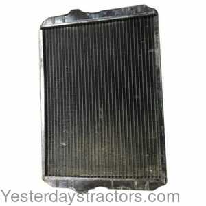 John Deere 7600 Radiator 300340