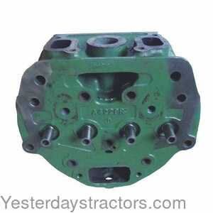 John Deere AR Cylinder Head 400271