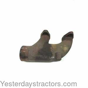 Farmall 2806 Exhaust Manifold End 423843