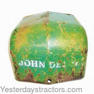 John Deere B Front Nose Medallion 426507