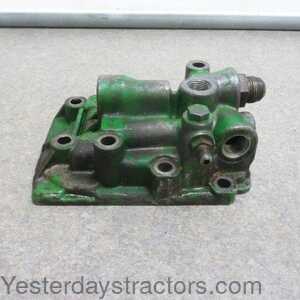 John Deere 4840 Clutch Regulating Valve 431410