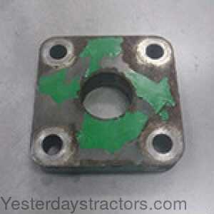 John Deere 7400 Knuckle Cap 431931