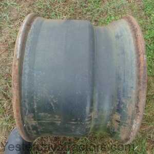 John Deere 4310 13 inch x 19.5 inch 432852