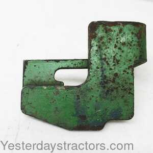 John Deere 3020 Battery Box Support Bracket 435103