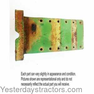 John Deere 2030 Fender Bracket 497158