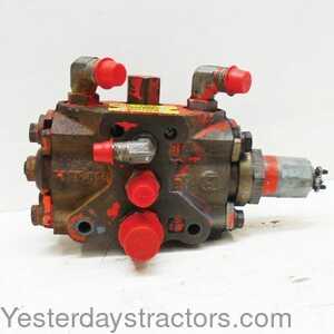 Case 4490 Hydraulic Control Valve 497536