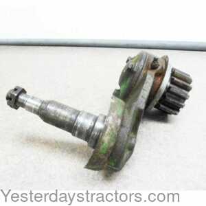 John Deere 2010 Knuckle - LH 497906