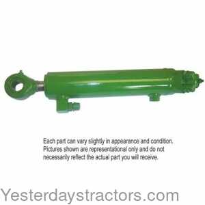 John Deere 7200 Steering Cylinder - Left Hand 498017