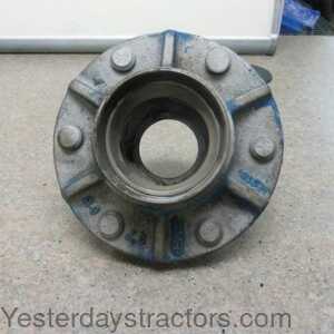 Ford 5200 Wheel Hub 498649