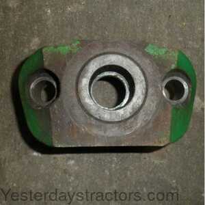 John Deere 4450 Draft Sensing Shaft Support 498721