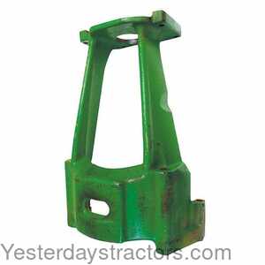 John Deere 4760 Hydraulic Pump Support 498872