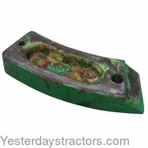 John Deere 3040 Sway Block - Right Hand 499408