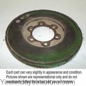 John Deere 4850 Crankshaft Dampener 499882