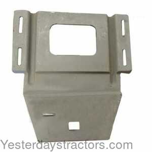 526462M1 Fender Support 526462M1