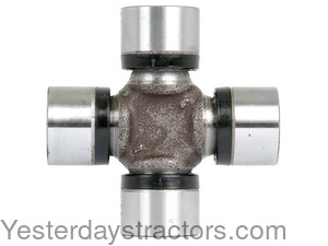 Case 588G Universal Joint CAR40825