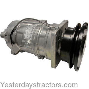 John Deere 8440 Air Conditioning Compressor TY6665